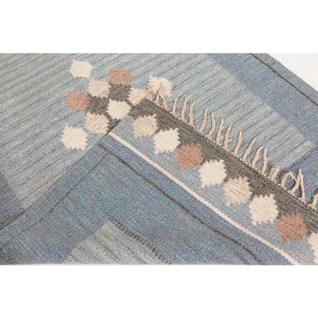 Mid-Century Modern Scandinavian Mid-Century Ivory Flatweave Carpet By Ingegerd Silow For Sale - Image 3 of 9