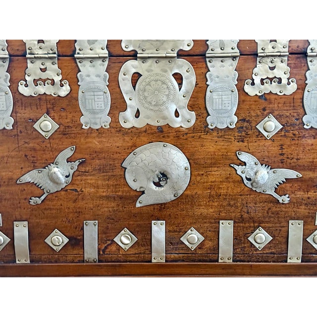 Antique Korean Wedding Bandaji Chest For Sale - Image 14 of 18