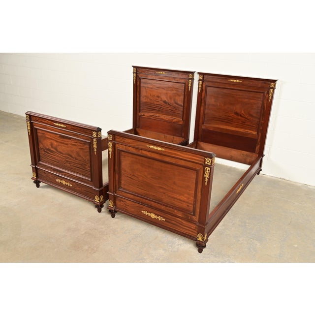 Herter Brothers Jacob-Desmalter Style Antique French Empire Mahogany Twin Beds With Mounted Ormolu, Pair For Sale - Image 4 of 11