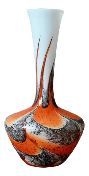 White Glass Vase in Opaline by Carlo Moretti