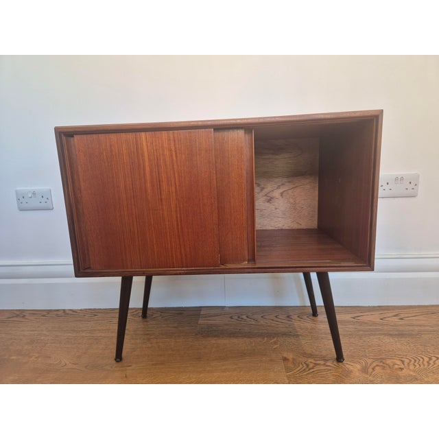 Black Mid-Century Teak Form Five Vinyl Record Cabinet by G Plan, 1960s For Sale - Image 8 of 12
