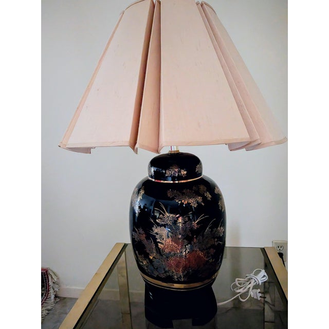 Frederick Cooper Vintage Chinoiserie Black Porcelain Ginger Jar Floral Table Lamp With Shade For Sale - Image 4 of 11