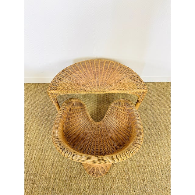 Vintage Sculptural Lotus Meditation Chair and Half-Moon Table in Rattan, 1970s, Set of 2 For Sale - Image 17 of 18