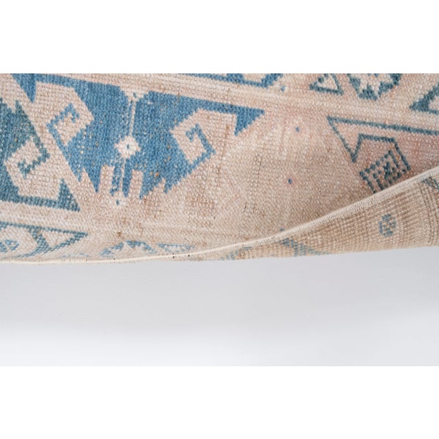 1960s HandKnotted Washed Out Turkish Oushak Rug 3'11" X 6'1" For Sale - Image 9 of 13