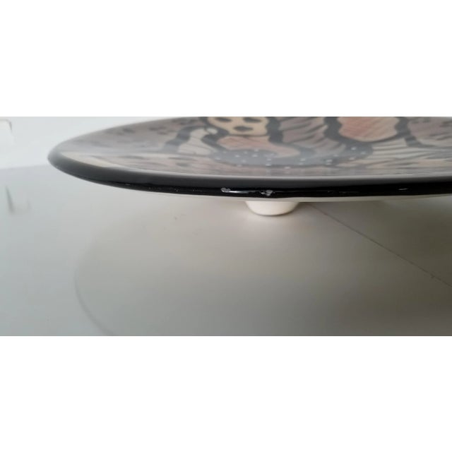 1990s Modernist Michael Anthony Art Ceramic Plate With Feet For Sale - Image 9 of 10