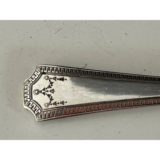 1930 National Silver Co. NSC EPNS - Silver Plate Pierced Cake Server 1917 Adam, in very good condition.