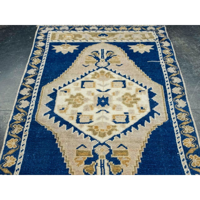 Turkish Mini Rug Oriental Hand Knotted Vintage Rug 1'11" x 3'8" #16643 For Sale In Houston - Image 6 of 8