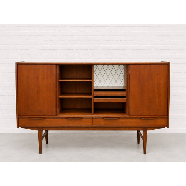 1960s Large Danish Mid Century Modern Teak Credenza / Sideboard, by e.w. Bach, C. 1960's For Sale - Image 5 of 14