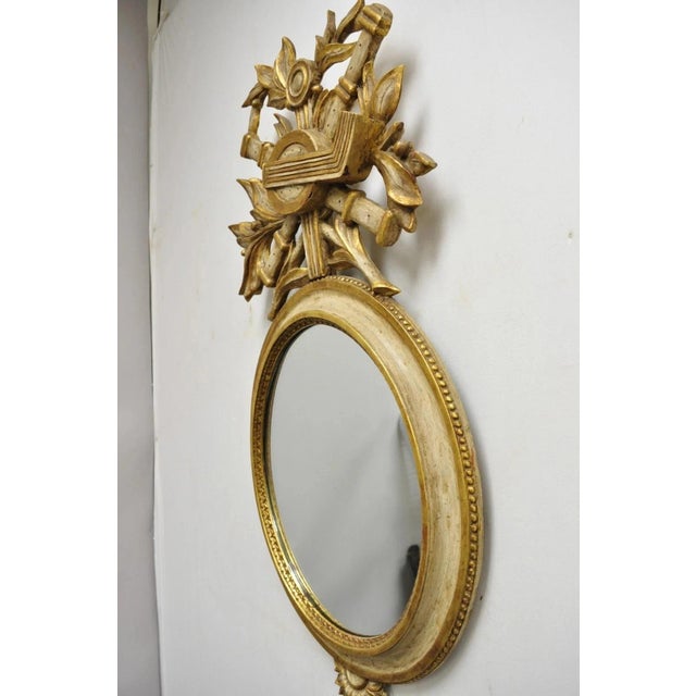 Antique Italian Regency Carved Wood Round Cream & Gold Wall Mirror by M Grieve For Sale - Image 4 of 10