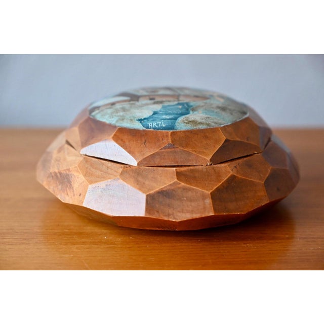 Mid-20th Century Carved Wooden Lidded Box, 1960s For Sale - Image 4 of 10