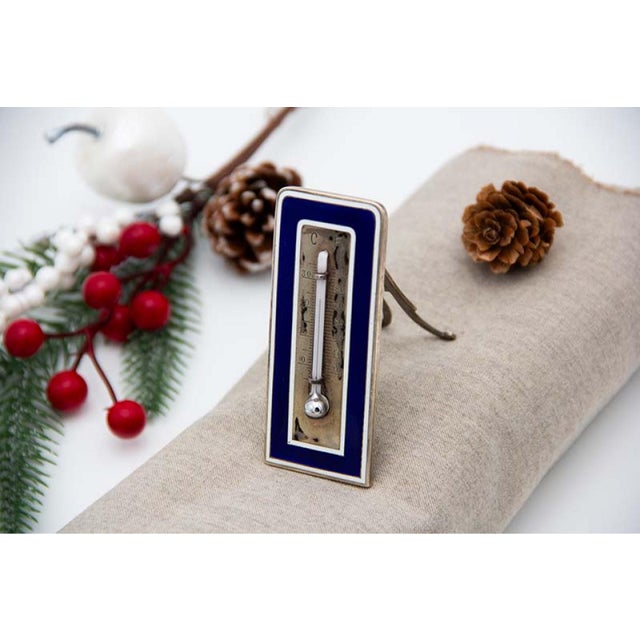 Enameled Silver Thermometer with Engraved Cut-Out Stand, in Good conditions.