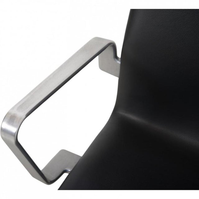 Oxford Chair in Black Leather by Arne Jacobsen, 2012 For Sale - Image 6 of 18