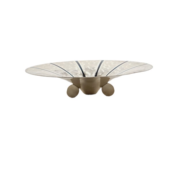 Art Derco German Bowl from WMF Ikora, 1930s, in Very Good conditions. Designed 1920 to 1949 This piece has an attribution...