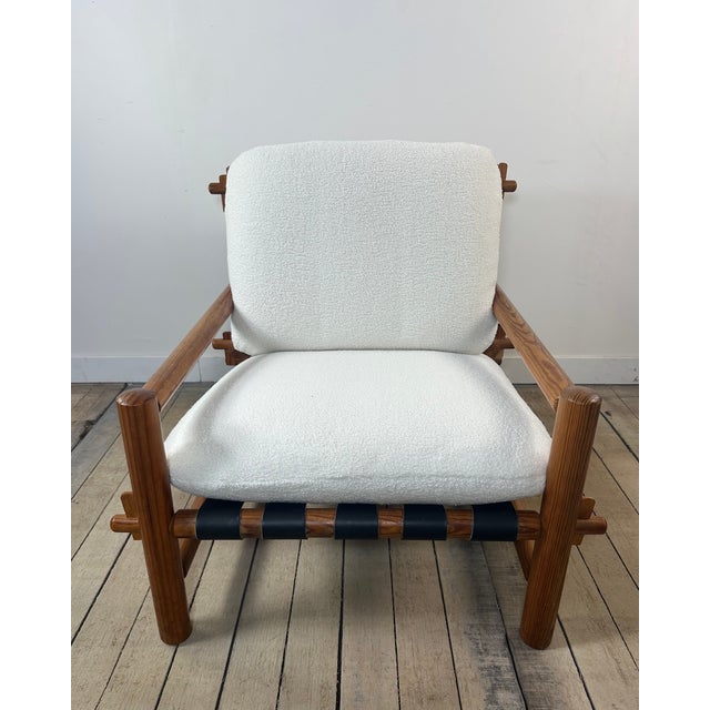 Brutalist Vintage Lounge Chair in Pine and Ecru Bouclé Fabric, 1970s For Sale - Image 3 of 12