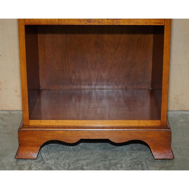 Vintage Burr Yew Wood Side Tables, Set of 2 For Sale - Image 6 of 18