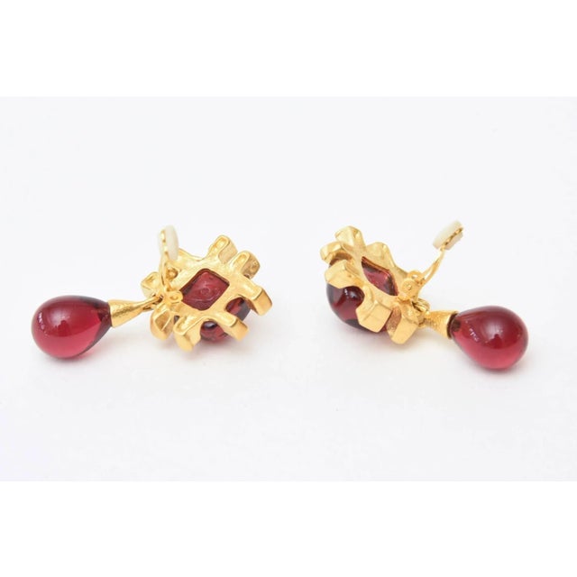 Modern Andrew Springarn Red Gripoix Glass & Gold Plated Clip on Dangle Sculptural Earrings - 2 Pieces For Sale - Image 3 of 9
