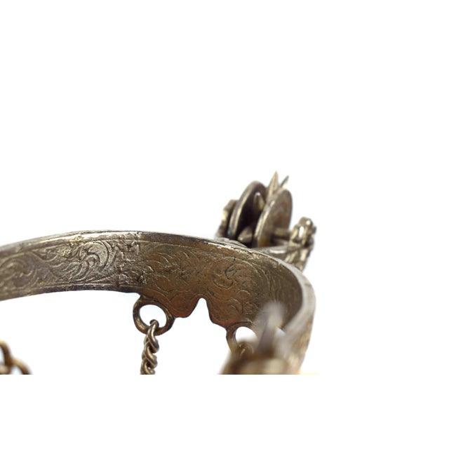 Mid 20th Century Pair of Argentine Gaucho Alpaca Decorative Spurs With Chain Wall Decor For Sale - Image 6 of 7