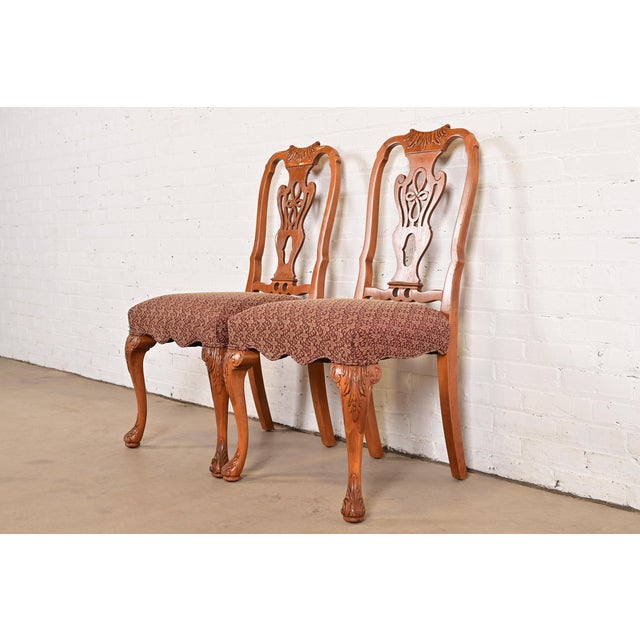 Romweber Antique Georgian Carved Walnut Side Chairs or Dining Chairs, Set of Four For Sale - Image 14 of 14