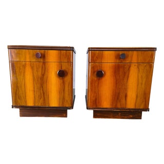 Mid-Century Modern Walnut Nightstands with Glass Tops, 1950s, Set of 2 For Sale