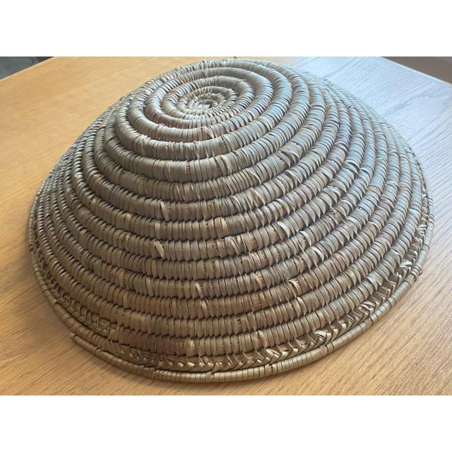 Camel Large Handwoven in the Style of Papago/Tohono O'Odham Bowl Basket For Sale - Image 8 of 13