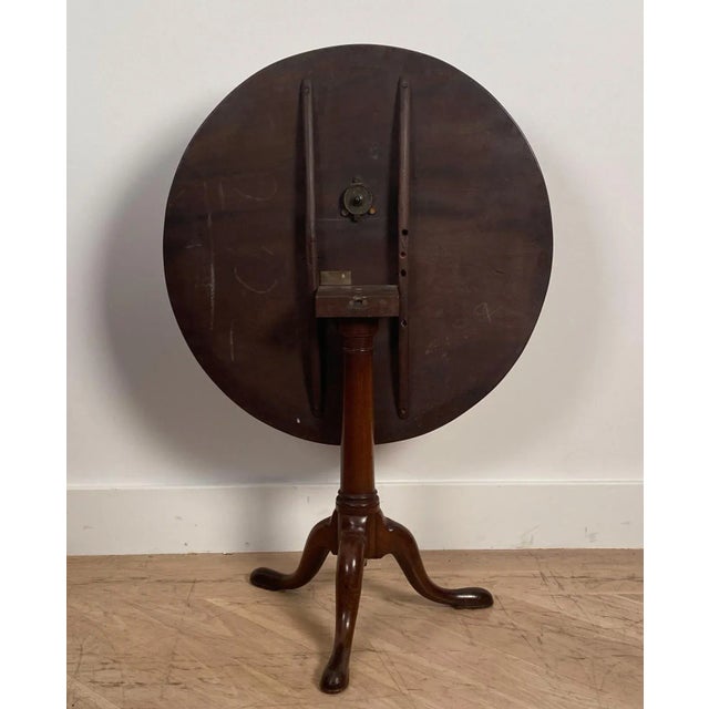 Late 18th Century Mahogany Tilt Top Table, England 18th Century For Sale - Image 5 of 7
