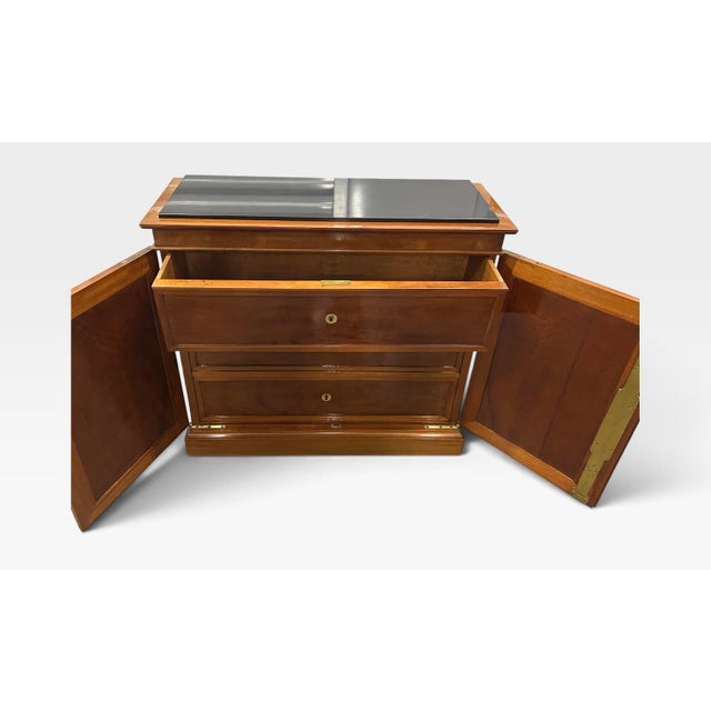 French Restoration /Early Charles X Commode À Vantaux Et Tiroirs, Attributed to Bernard Molitor (1755–1833) For Sale In Washington DC - Image 6 of 16