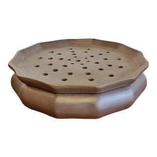 Lidded Yixing Zisha Tea Tray Signed Wang Longjiao (王龍姣制) For Sale