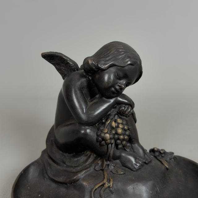 Neoclassical Bronze Vide-Poche Depicting Winged Putto with Grapes, 20th Century For Sale - Image 6 of 11