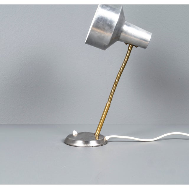 German Bauhaus Kaiser Idell Style Desk Lamp in Silver & Gold With Swan Neck, 1950s For Sale - Image 11 of 18