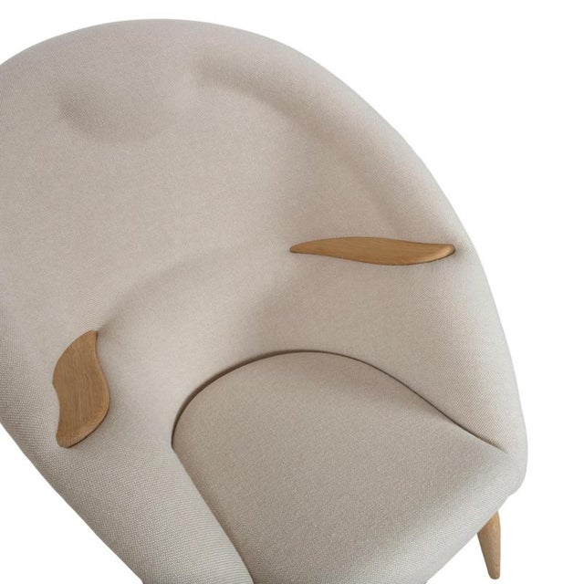Textile Set of Oda Lounge Chair and Ottoman in Cream Upholstery from Audo Copenhagen For Sale - Image 7 of 18