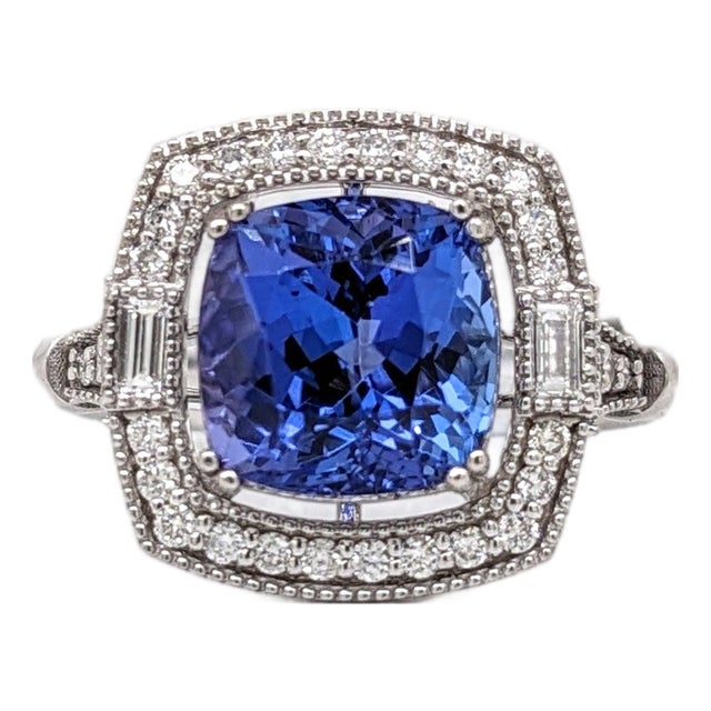 4Ct Tanzanite Ring With Natural Diamonds & Milgrain Detail in Solid 14k Gold, Size 6.75 For Sale