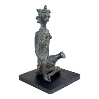 Superb Benin Bronze of a Seated Female Nigeria African 6.5" H on Stand For Sale
