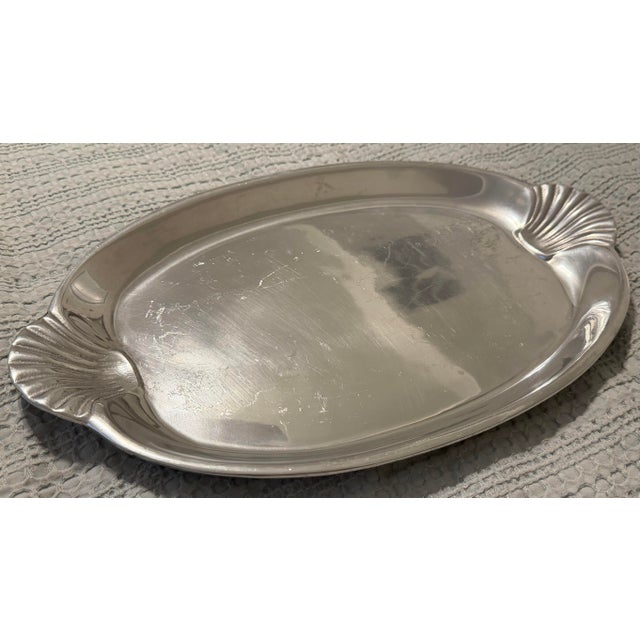 Mid-Century Modern Vintage Wilton Armetale Scallop Handle Oval Serving Platter Tray For Sale - Image 3 of 7
