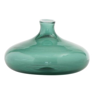 Un Fiore Vase 19 - Lake Green For Sale
