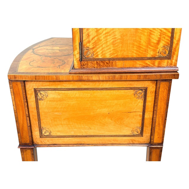 19th Century Satinwood Display Cabinet attributed to Edwards & Roberts, 1890 For Sale - Image 16 of 18
