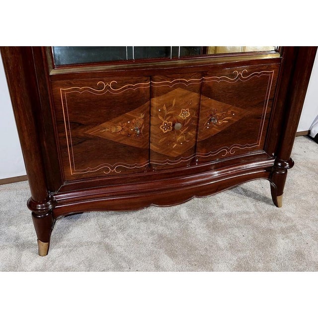 Art Deco Showcase Cabinet attributed to J. Leleu for Maison Leleu, 1940s For Sale - Image 12 of 18