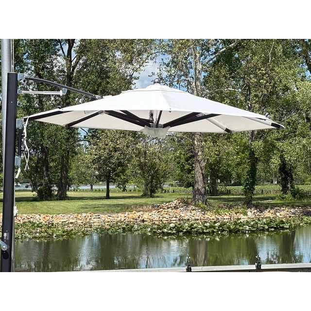 Tuuci® Ocean Master Max Cantilever Umbrella With Tilt – 9' Octagonal For Sale - Image 13 of 18