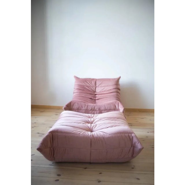 Set of Pink Pearl Velvet Togo Lounge Chair and Pouf by Michel Ducaroy for Ligne Roset For Sale - Image 3 of 10