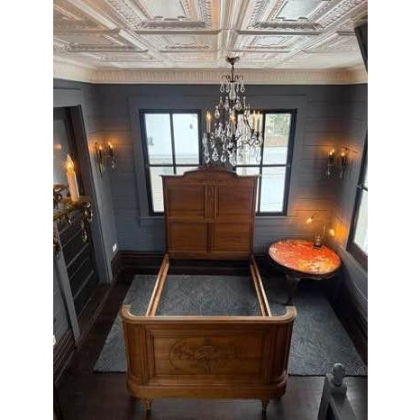 Wood Antique Louis XVI Pair of Walnut Twin Beds Pair Carved Rose & Ribbon Motifs For Sale - Image 7 of 7