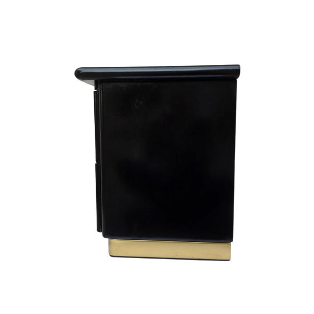 Lane Altavista Dorothy Draper Style Espana Nightstands - Pair With Brass Plinth Bases For Sale - Image 10 of 17