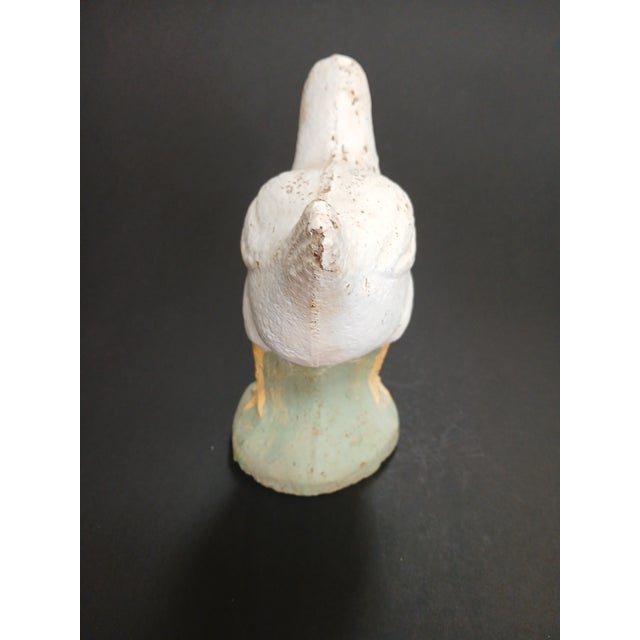 1950s Chicken Yard Art Garden Door Stop Concrete Cottage Farmhouse Flaw Broken Beak For Sale - Image 6 of 9