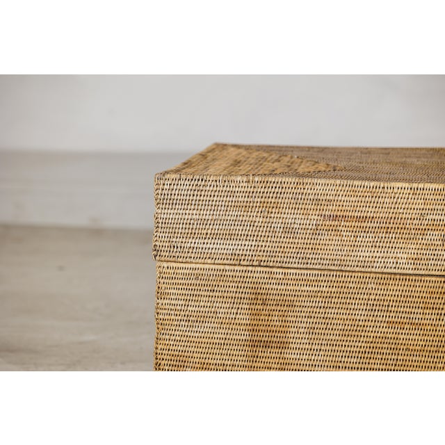 Brown Country Style Rectangular Woven Rattan Storage Box with Lid For Sale - Image 8 of 18