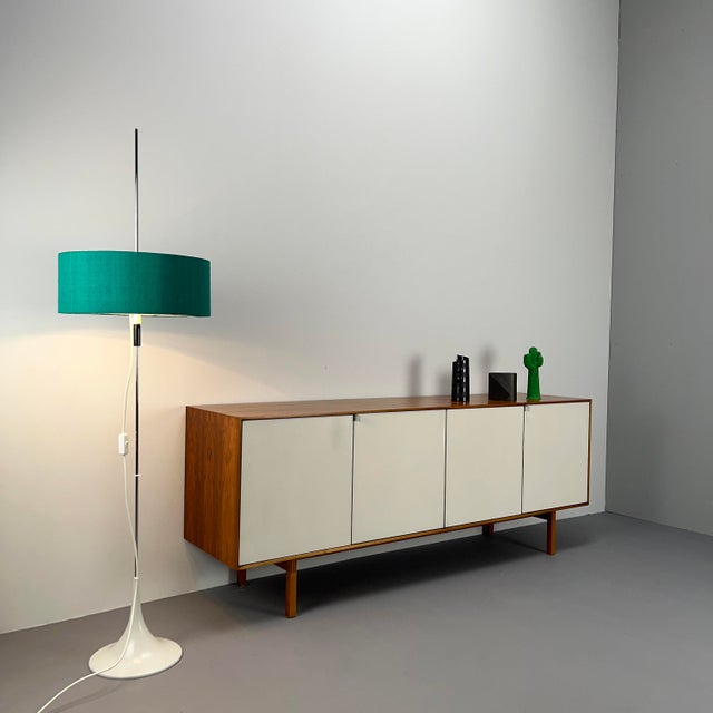 Vintage Model 119 Sideboard by Florence Knoll for Knoll International, 1960s For Sale - Image 4 of 18