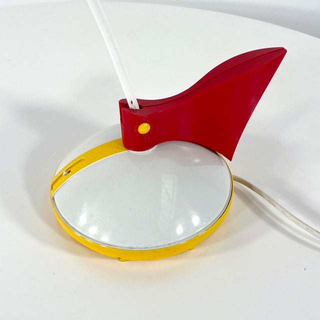 Postmodern Red & Yellow Toucan Table Lamp from Brilliant Leuchten, Germany, 1980s For Sale - Image 9 of 12