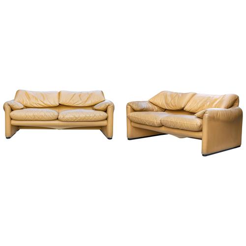Metal Maralunga Sofas by Vico Magistretti for Cassina, Italy, 1970s, Set of 2 For Sale - Image 7 of 7