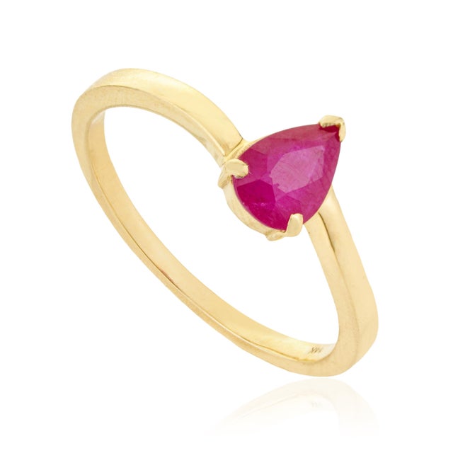 Not Yet Made - Made To Order Estate Pear-Shaped Natural Ruby Solitaire Ring Size 4 in 14k Yellow Gold For Sale - Image 5 of 15