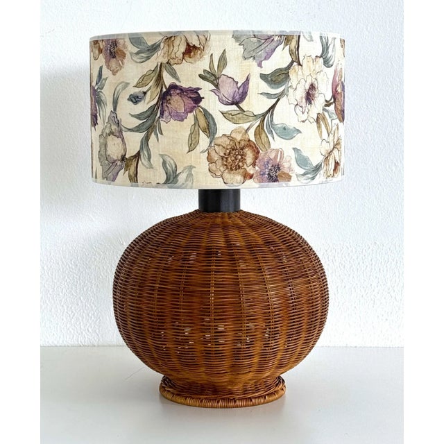 Mid-Century Modern Mid-Century Modern Italian Wicker Table Lamp, 1970s For Sale - Image 3 of 11