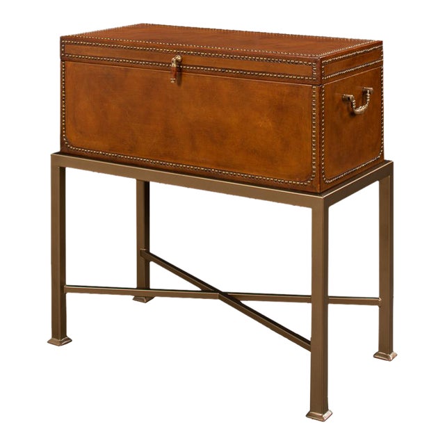 English Traditional Style Leather Box on Stand For Sale