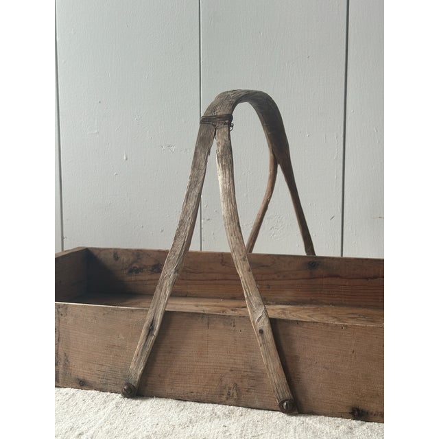 1910s Early 1900s Primitive Wooden Flower Collecting Tray With Handle For Sale - Image 5 of 11