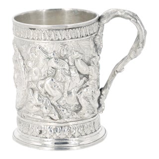19th Century English Silverplate Barware Mug Depicting Knights in Battle For Sale